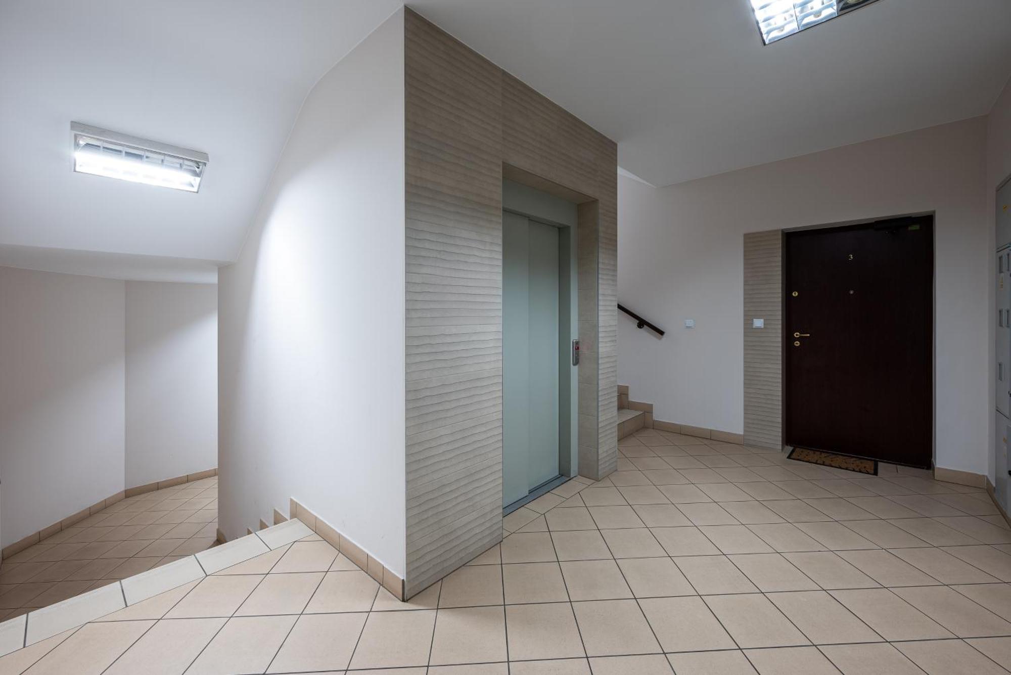 Park Praski 2-Bedroom Apartment Warsaw Luaran gambar